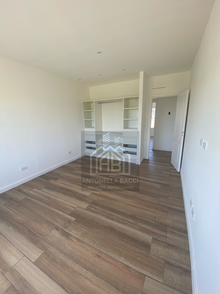 Casa en venta Guemes Sur