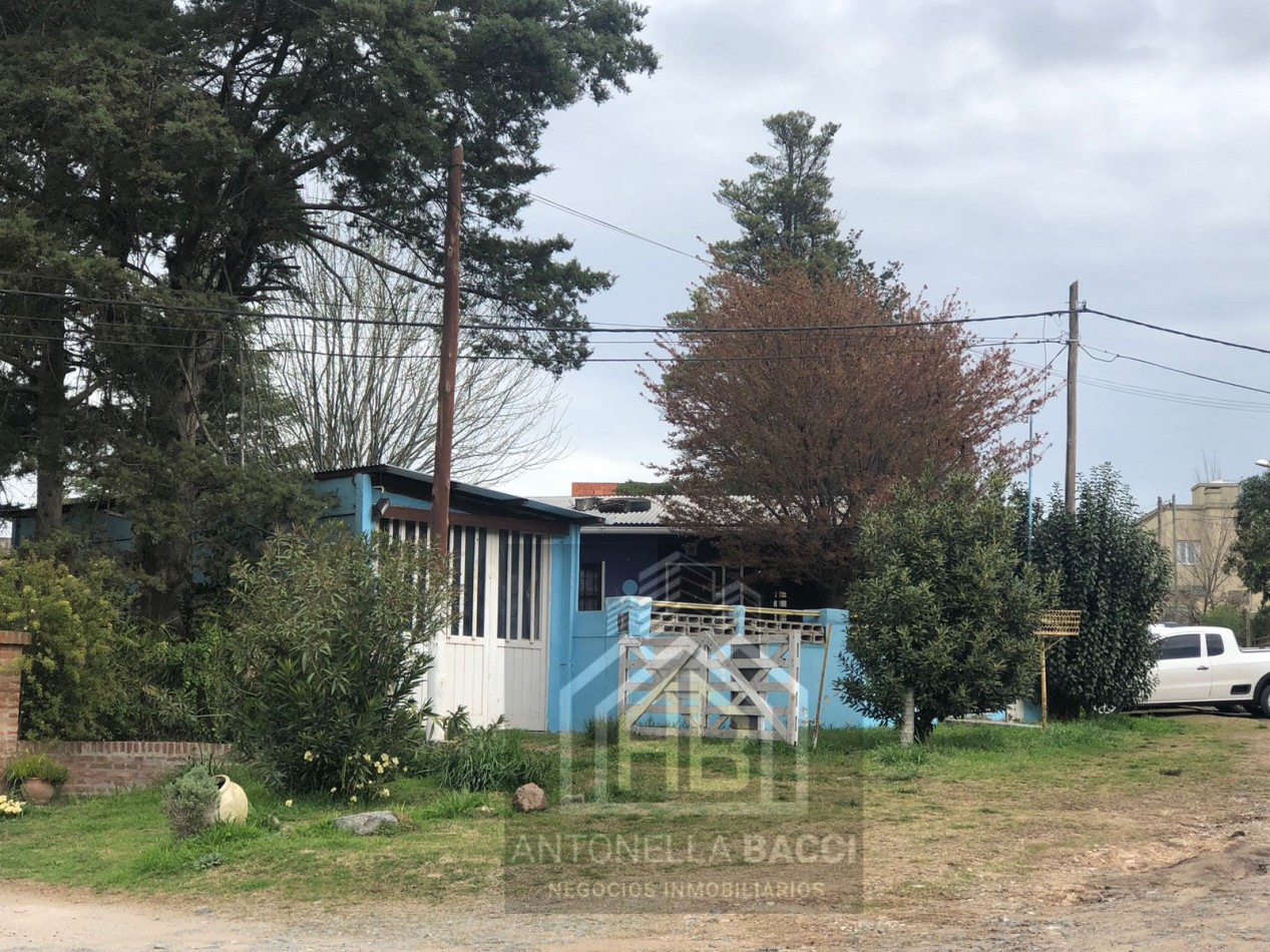 Lote con dos casas a reciclar