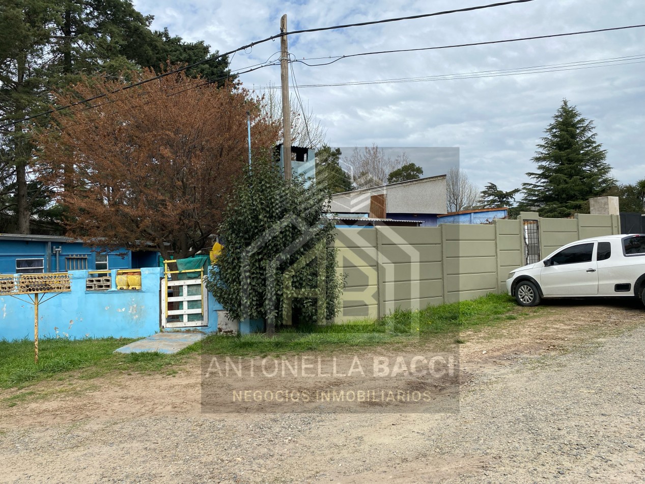 Lote con dos casas a reciclar