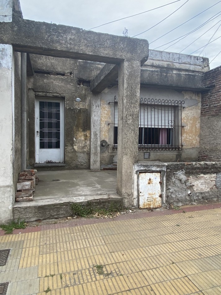 Casa a reciclar/demoler